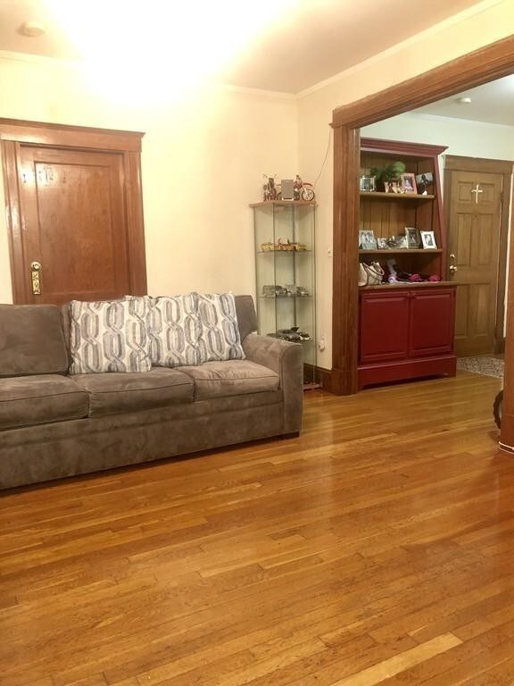 7 Mendelssohn St unit 1, Roslindale, MA 02131 - photo 5