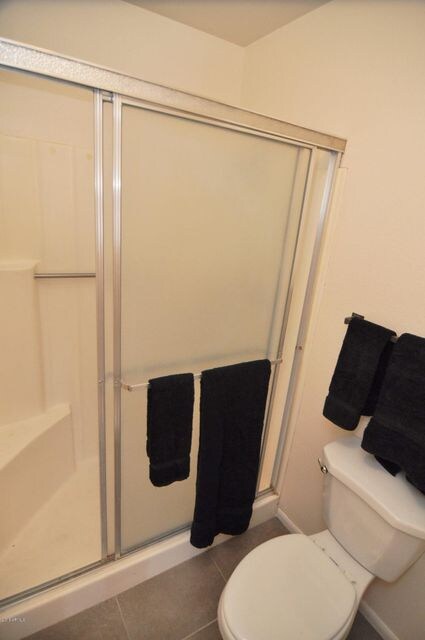 8 Master Bathroom Shower