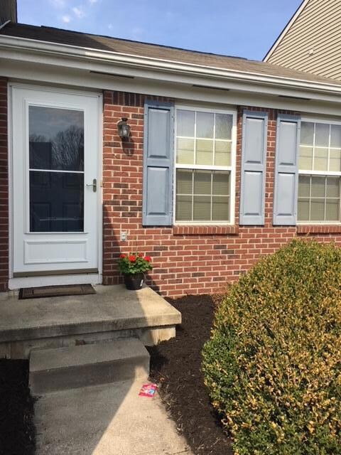 9327 Tahoma St, Columbus, OH 43240 - photo 3