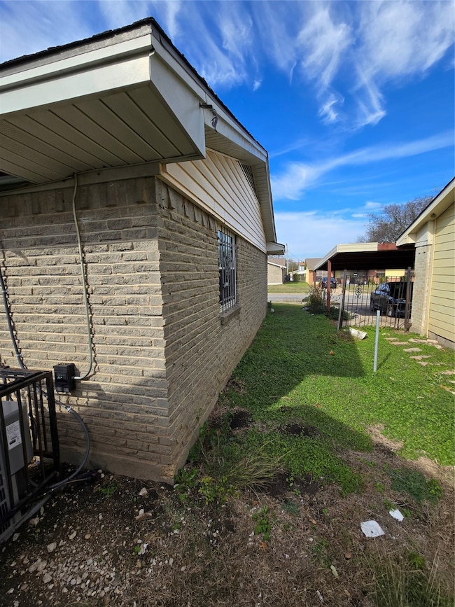 3620 Pacesetter Dr, Dallas, TX 75241 - photo 2