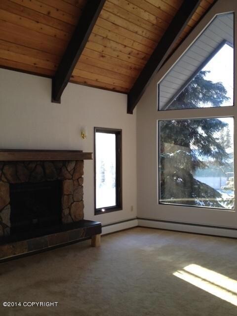 Livingroomfireplace
