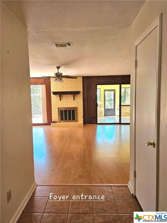 610 Ash St, Copperas Cove, TX 76522 - photo 2