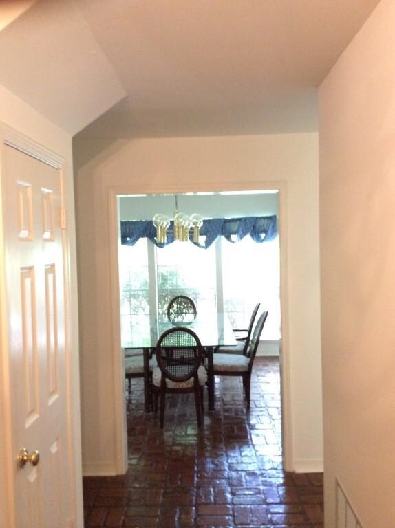 2303 Bonnie Brae Cir, Tyler, TX 75703 - photo 6