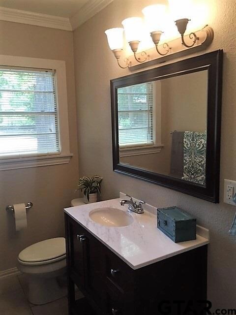 703 E Barbara St, Tyler, TX 75701 - photo 5