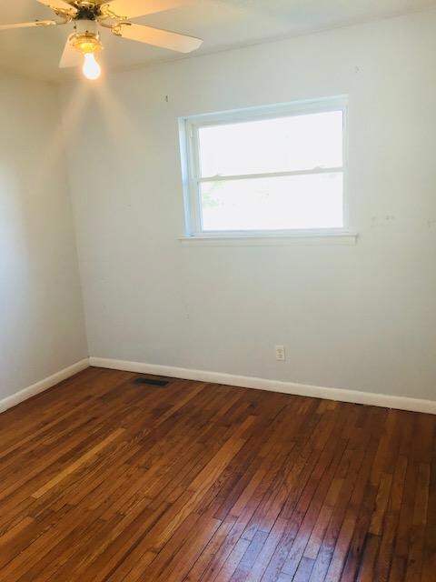 1405 Cloverdale Cir, Hixson, TN 37343 - photo 6