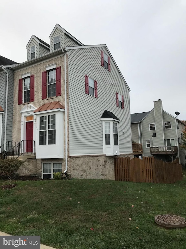 4100 Ashmere Cir, Dumfries, VA 22025 - photo 2