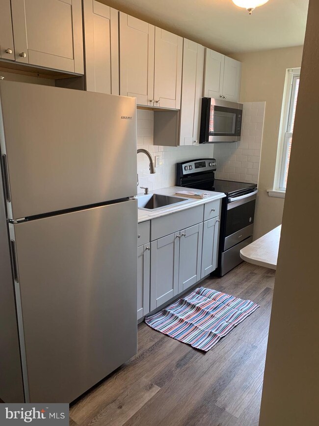 237 S 3rd St unit A, North Wales, PA 19454 - photo 5