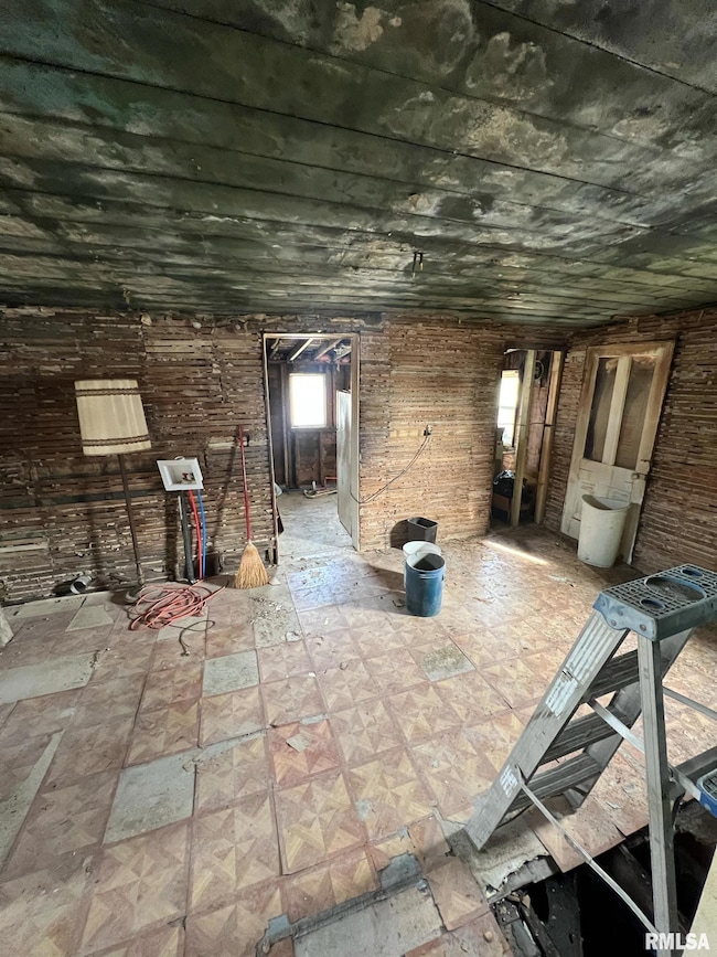 106 E Center St, West Point, IL 62380 - photo 7