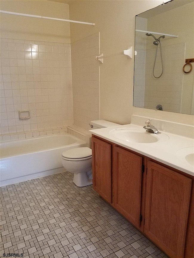 4875 Hawthorne Ln unit DD236, Mays Landing, NJ 08330 - photo 5