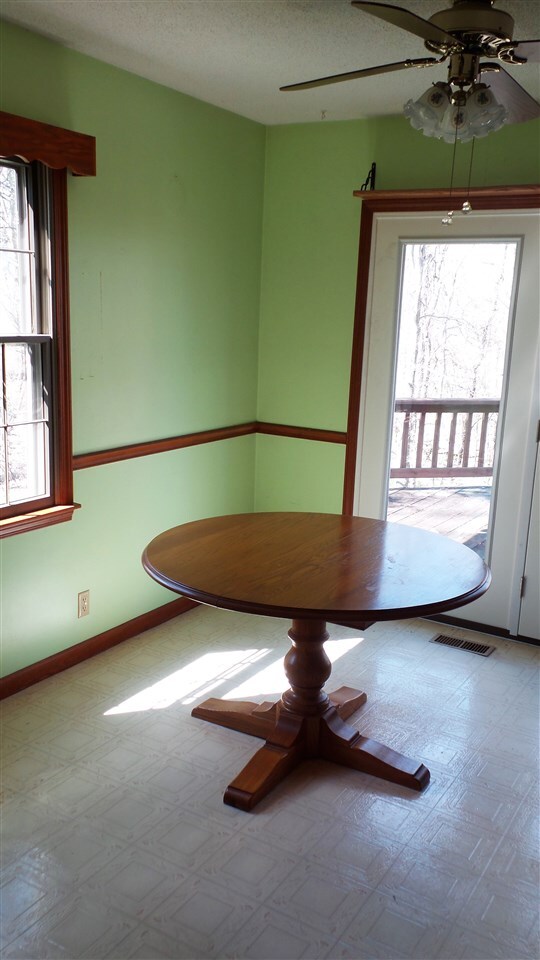 954 E 200 N, Washington, IN 47501 - photo 3