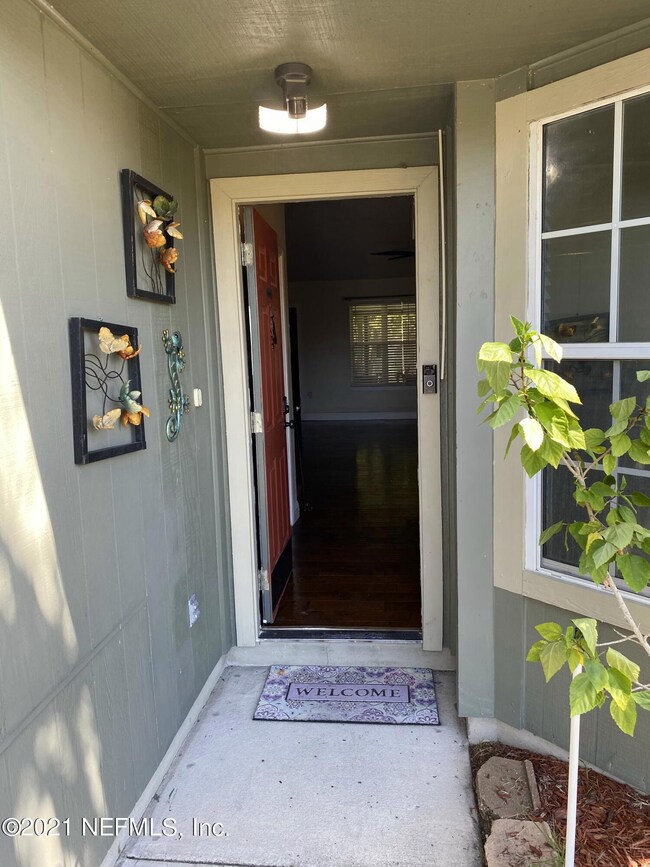 8119 Tessa Terrace E, Jacksonville, FL 32244 - photo 4