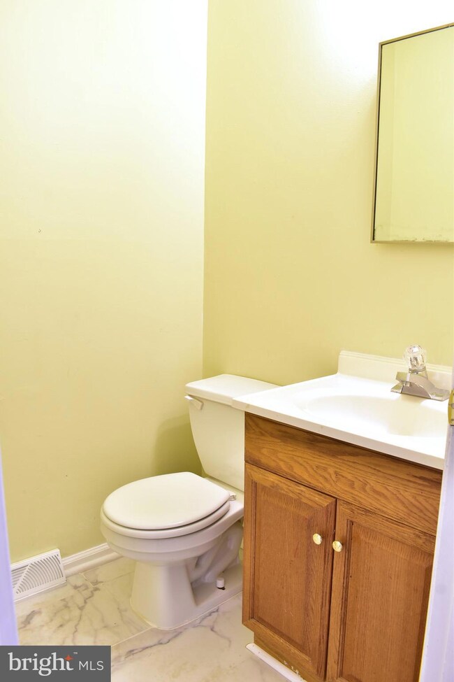 302 E Edgewater Way, Newark, DE 19702 - photo 6