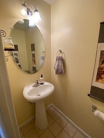 21 Buttercup Ln unit 21, South Grafton, MA 01560 - photo 7