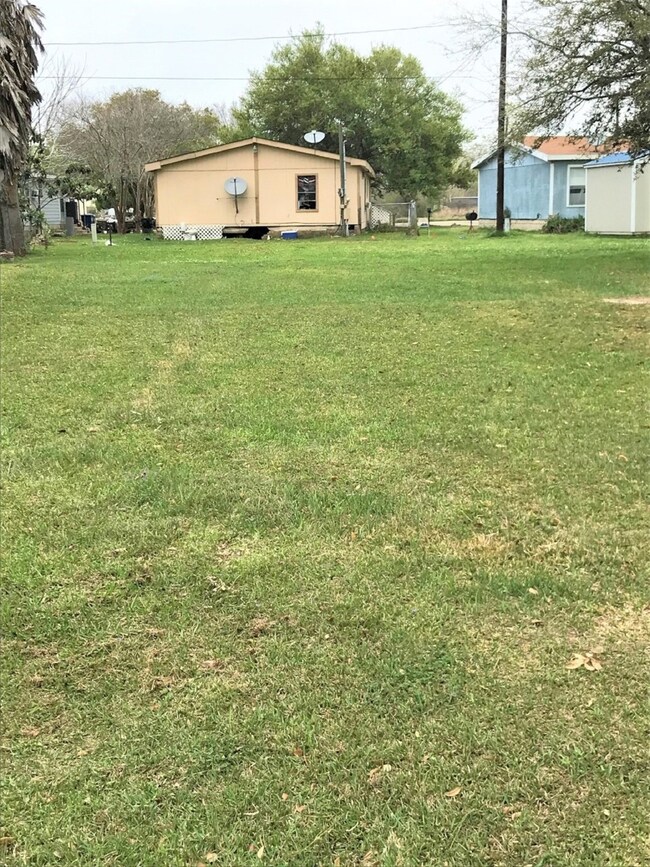 Lot 18 Sissy Ln, Bay City, TX 77414 - photo 3