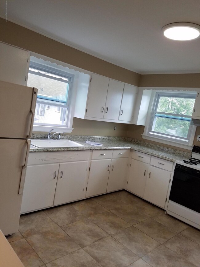 128 Clark Ave, Ocean Grove, NJ 07756 - photo 3