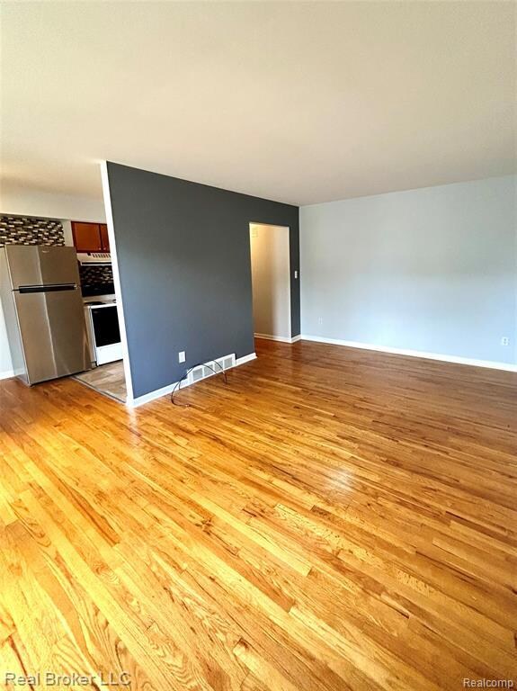 4840 Briarwood Ave unit 2, Royal Oak, MI 48073 - photo 6