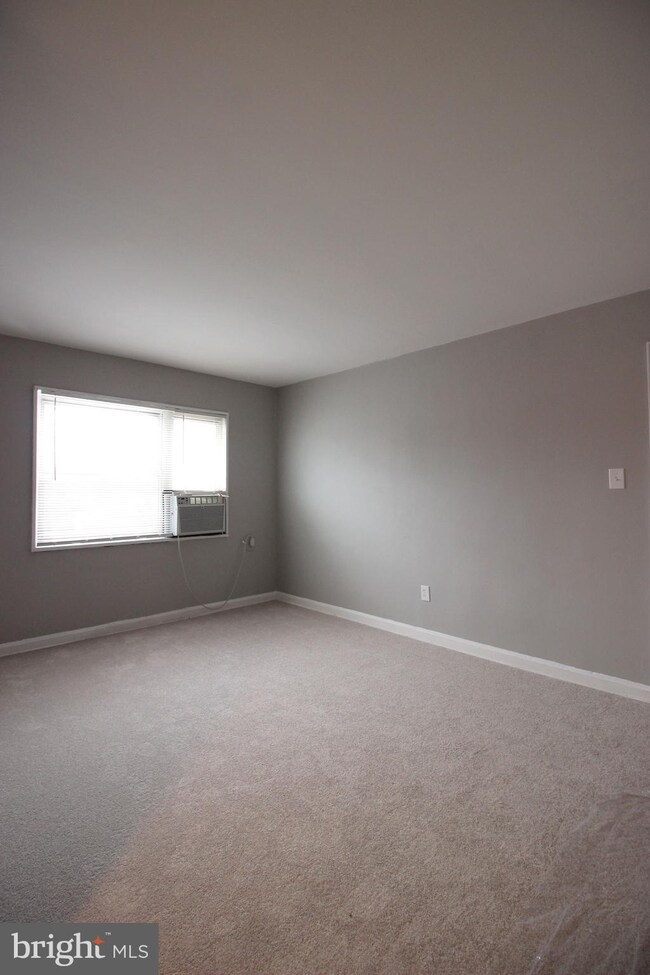 2243 Huntington Ave unit 204, Alexandria, VA 22303 - photo 5
