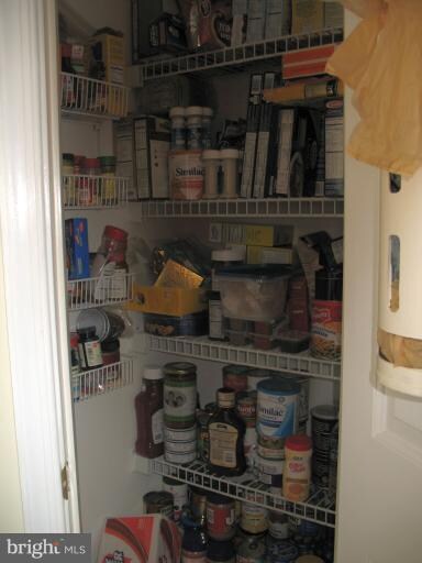 13106 Rosebay Dr, Germantown, MD 20874 - photo 4