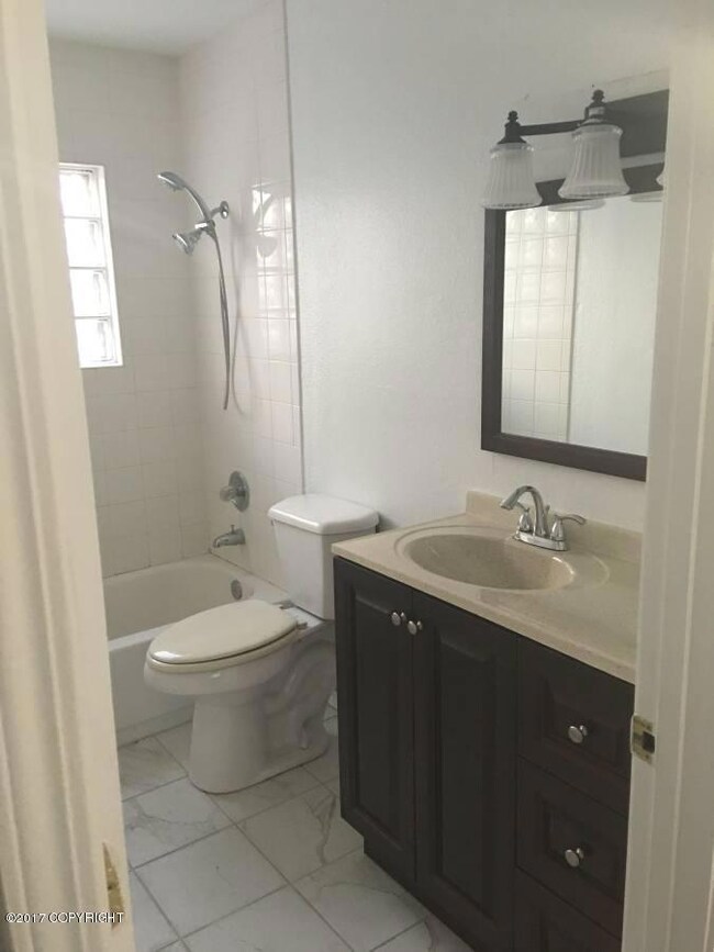 615 E 11th Ave unit 1, Anchorage, AK 99501 - photo 4
