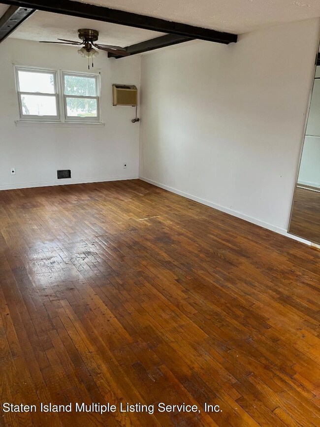 403 Montreal Ave, Staten Island, NY 10306 - photo 4