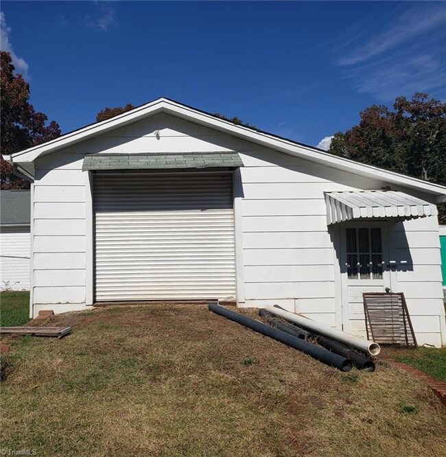 1834 Pleasant St, Asheboro, NC 27203 - photo 6