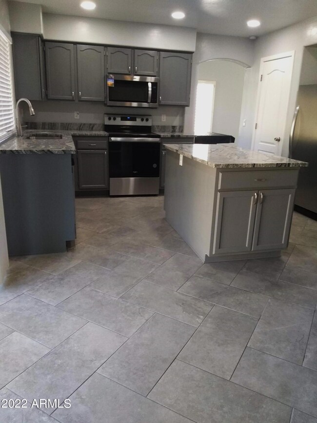 Kitchen 1
