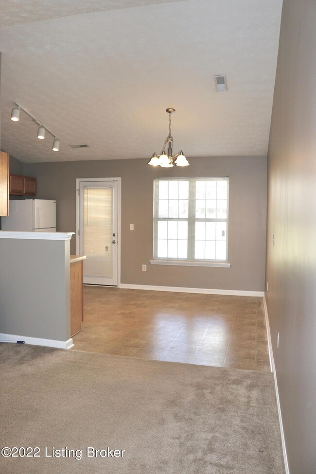 248 Palmer Dr, Frankfort, KY 40601 - photo 5