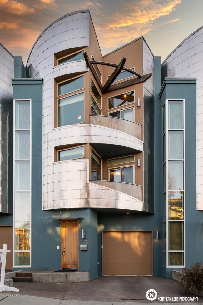 Exterior_2