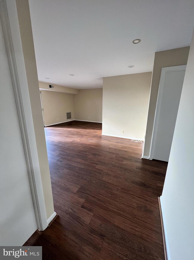 Columbia Towers Condominium unit 807, Silver Spring, MD 20904 - photo 4