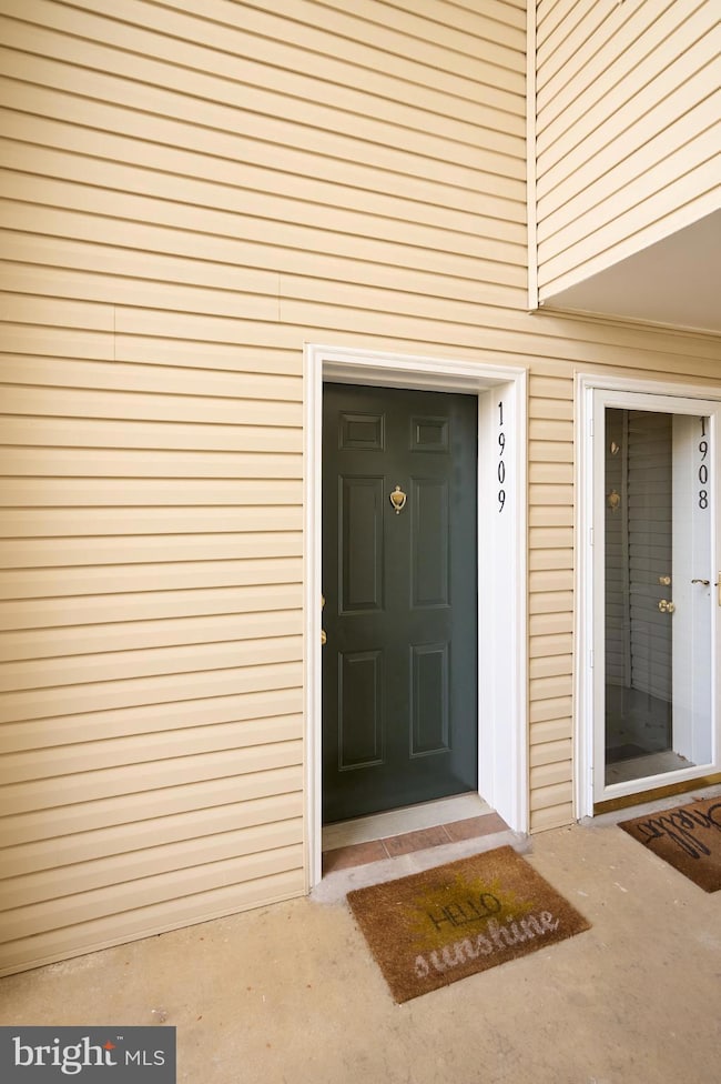 7701 Haynes Point Way unit 1909, Alexandria, VA 22315 - photo 2