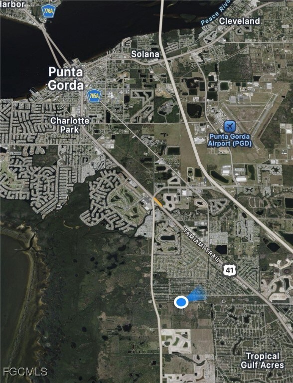 Aerial map of property and surrounding area