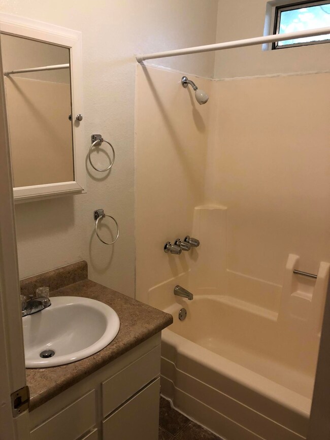Apartment 3 Bathroom 2