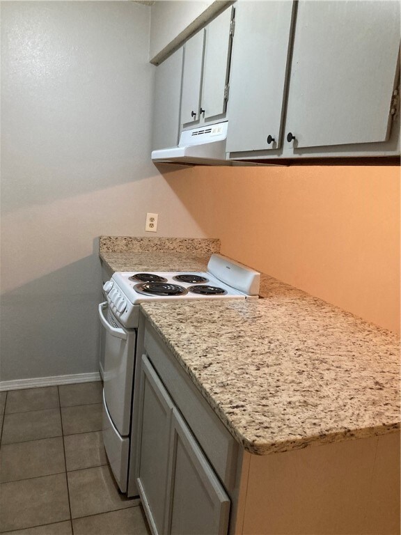 203 S Baggett St, Prairie Grove, AR 72753 - photo 2