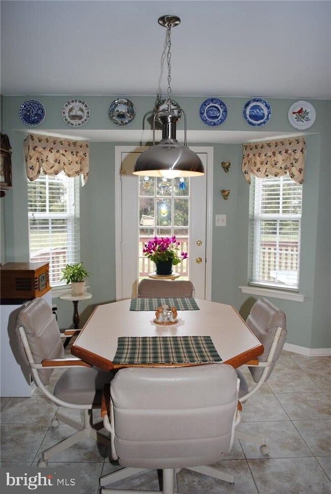 106 W Flagstone Dr, Newark, DE 19702 - photo 6