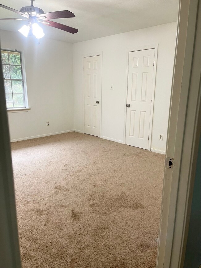 1906 Dormstom Ln, Houston, TX 77088 - photo 7