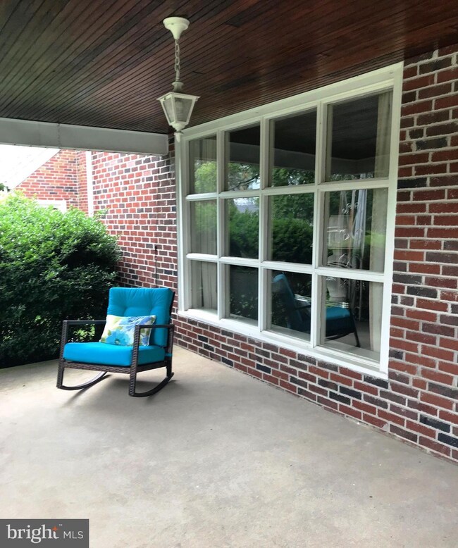 920 N 25th St, Reading, PA 19606 - photo 5