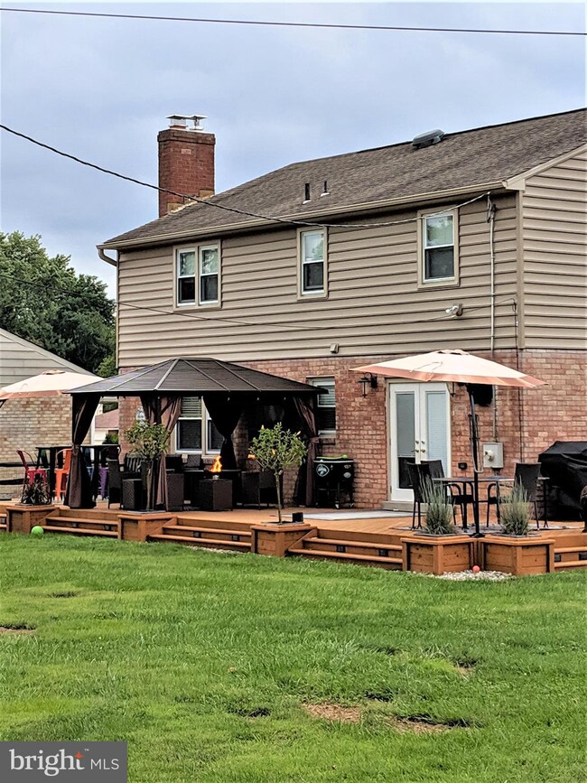 3221 Cardiff Dr, Wilmington, DE 19810 - photo 2