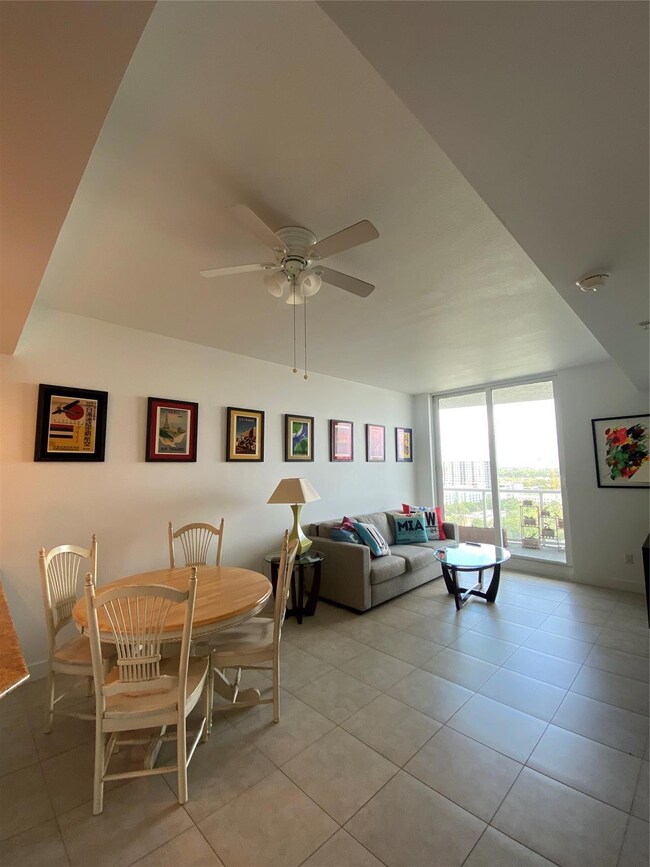 Strada 315 unit 1509, Fort Lauderdale, FL 33301 - photo 6