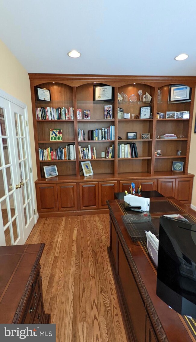 43345 St Andrews St, Chantilly, VA 20152 - photo 6