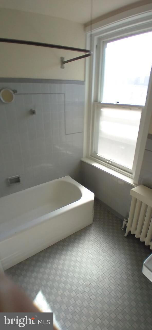 213 N 15th St unit 2, Allentown, PA 18102 - photo 3