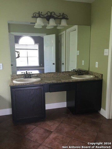 10707 Arabian Isle, San Antonio, TX 78254 - photo 6