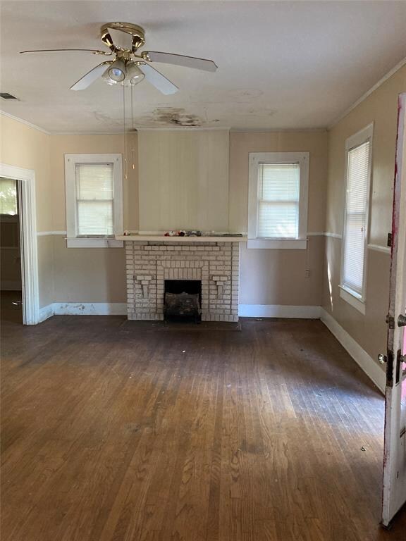 Living Room with hardwood floors.