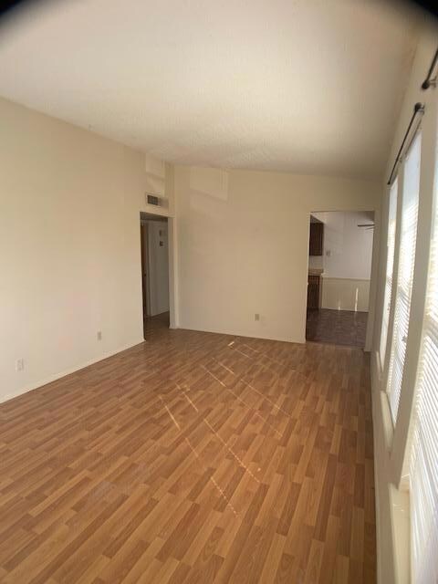 10632 Cuatro Vistas Dr unit D, El Paso, TX 79935 - photo 6