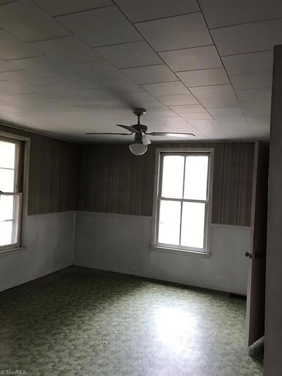 867 Lawsonville Ave, Reidsville, NC 27320 - photo 7