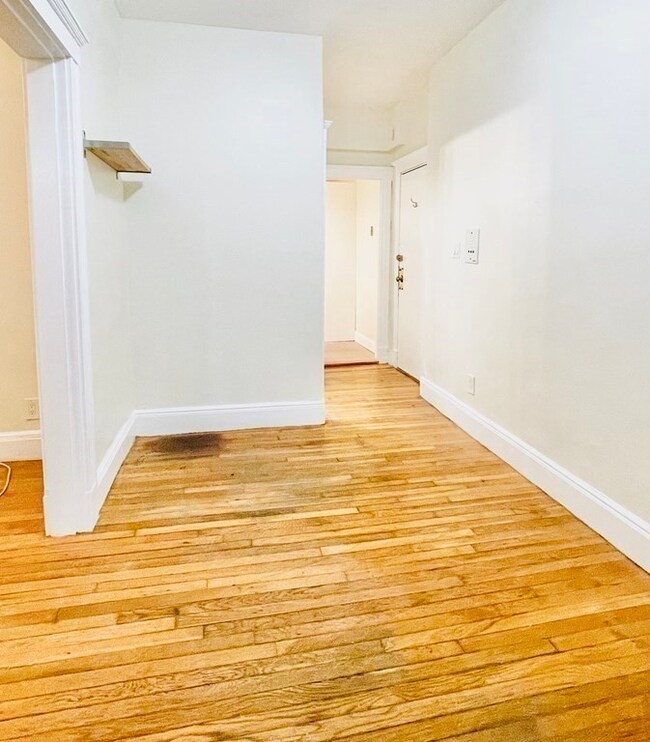 35 Mount Hood Rd unit 14, Brighton, MA 02135 - photo 3