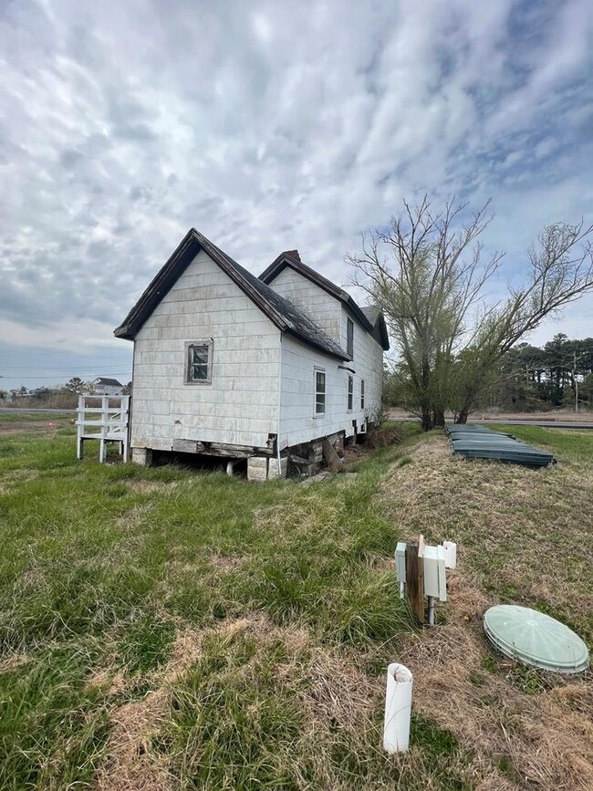 5424 Main St, Chincoteague Island, VA 23336 - photo 5