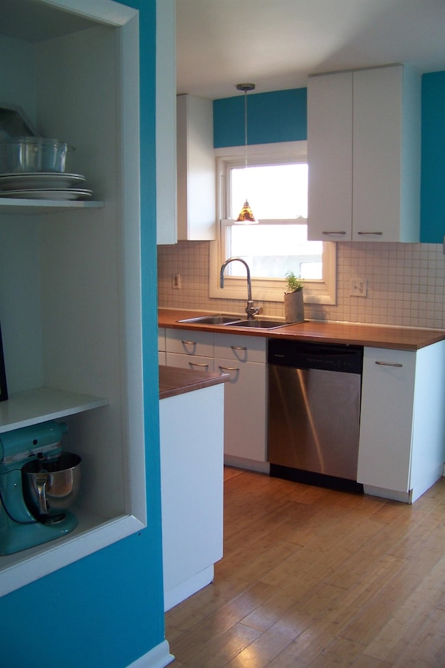 3009 99th St, Highland, IN 46322 - photo 7