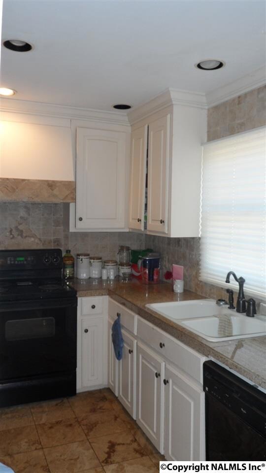 407 Lakepoint Dr, Gadsden, AL 35901 - photo 5