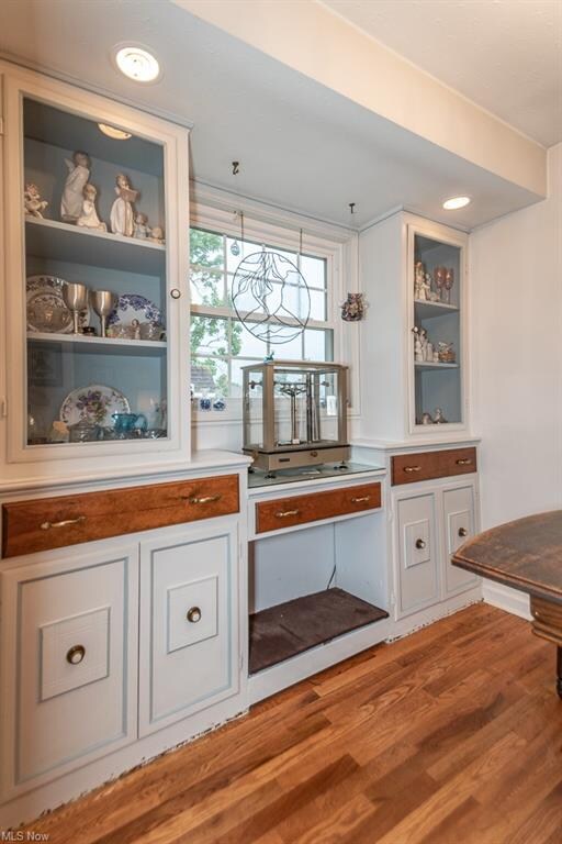 Built in cabinets in dining area
