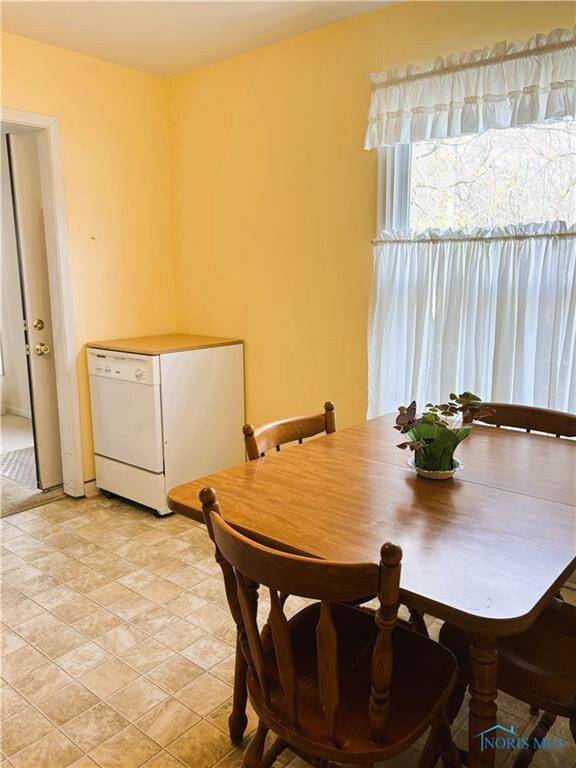 235 W Main St, Delta, OH 43515 - photo 7